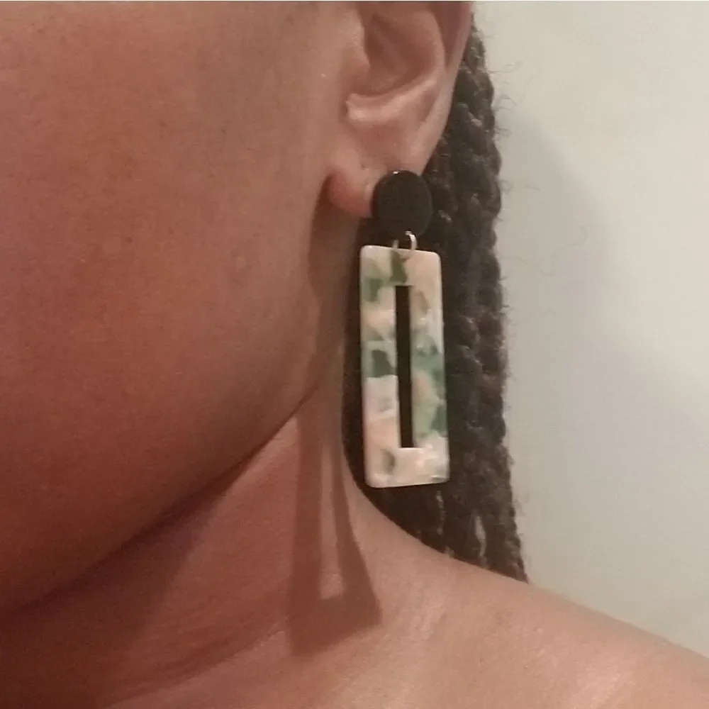 N/A **click boutique